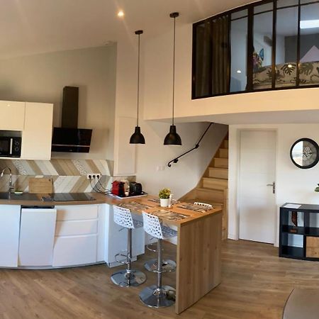 Spacieux Duplex, Vue Mer Et Belle Terrasse Hyères Eksteriør billede