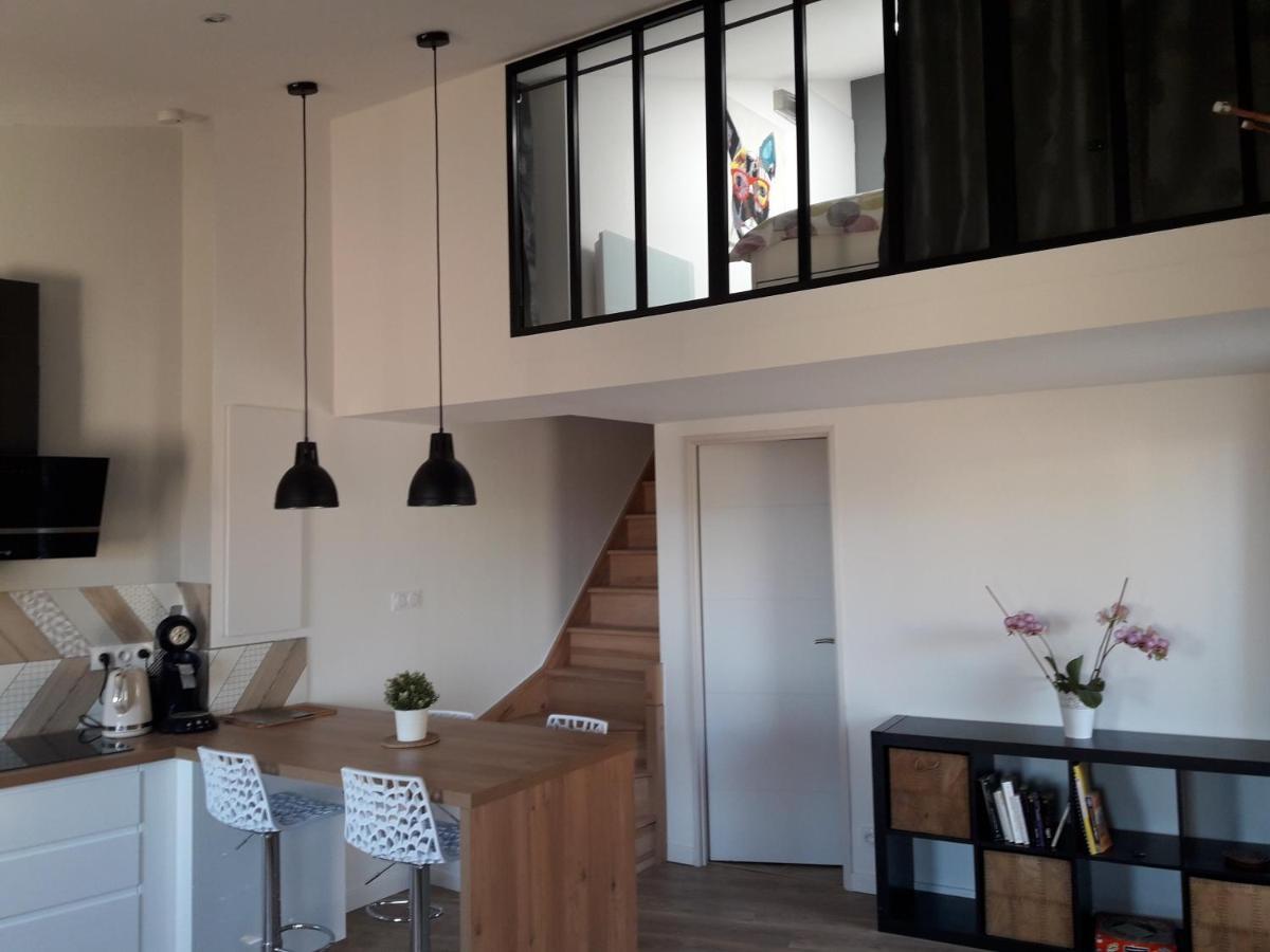 Spacieux Duplex, Vue Mer Et Belle Terrasse Hyères Eksteriør billede