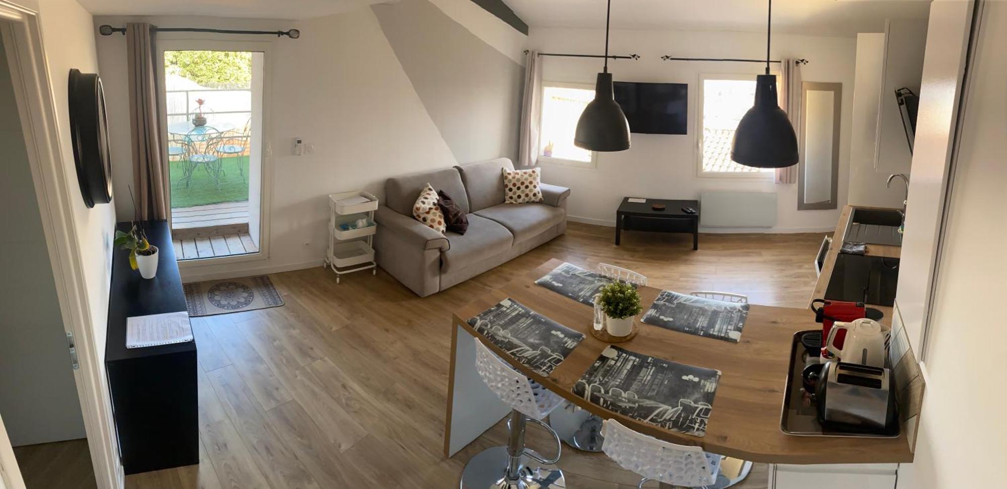 Spacieux Duplex, Vue Mer Et Belle Terrasse Hyères Eksteriør billede